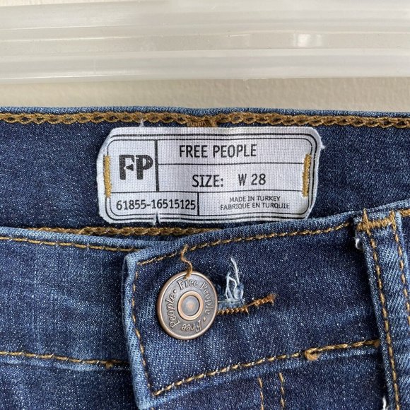 Free People Women's Size 28 Dark Wash Distressed High Rise Skinny Jeans Stretch - Picture 2 of 7